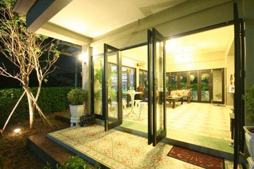 Ploen Pattaya Residence Esterno foto